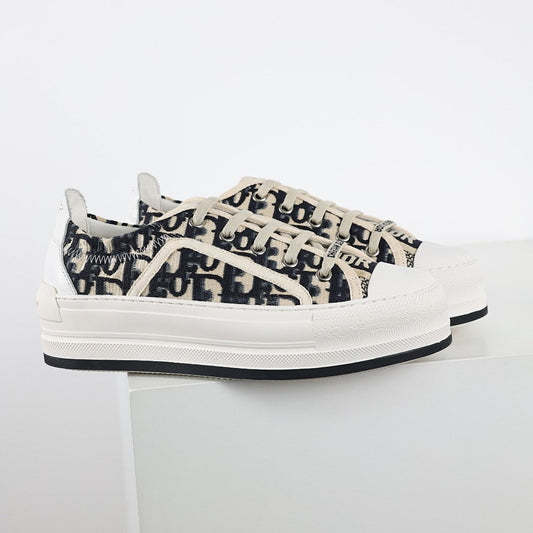 Dior Walk'n'Dior Low-Top Sneakers – Black & White Oblique Jacquard Canvas