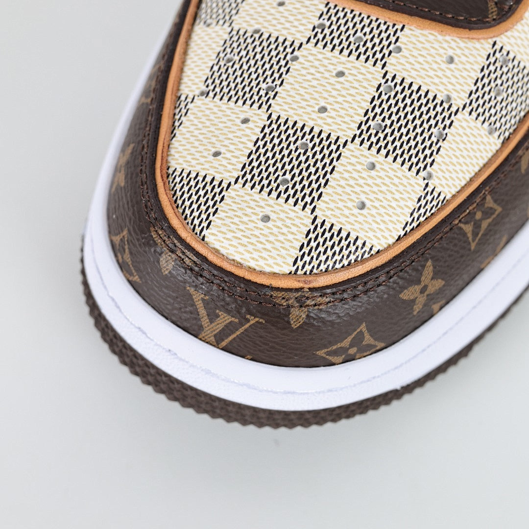 Louis Vuitton x Nike Air Force 1 Sneaker 008 - view 5