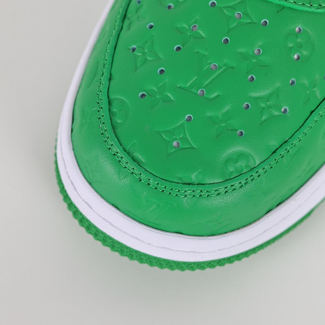 Louis Vuitton x Nike Air Force 1 Sneaker 016 - view 5