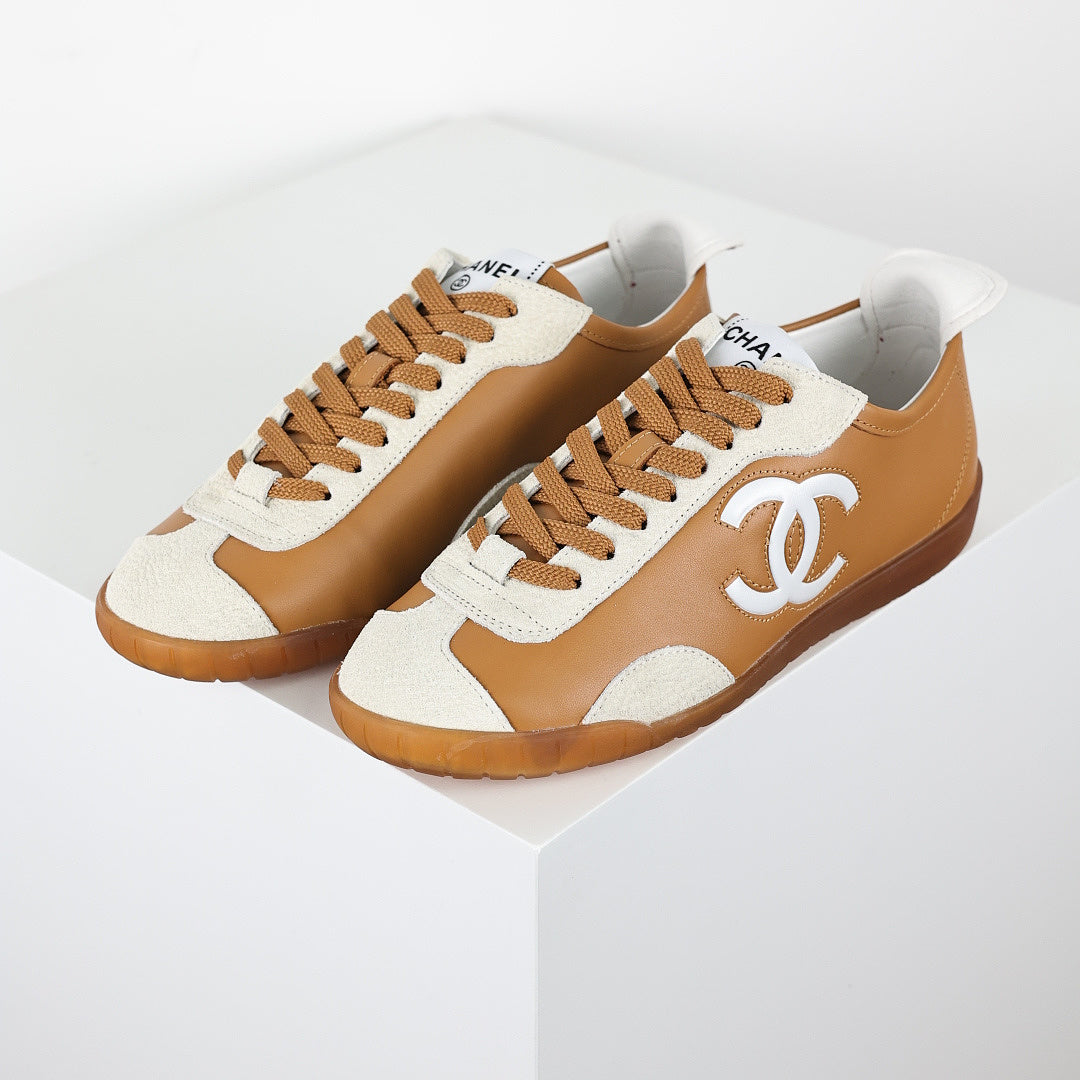 Chanel CC Logo Retro Sport Sneakers – Caramel Leather & Cream Suede with Gum Sole
