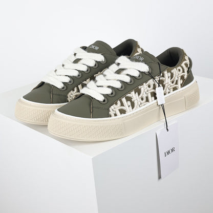 Dior B33 Low-Top Sneakers – Khaki & White Oblique Canvas