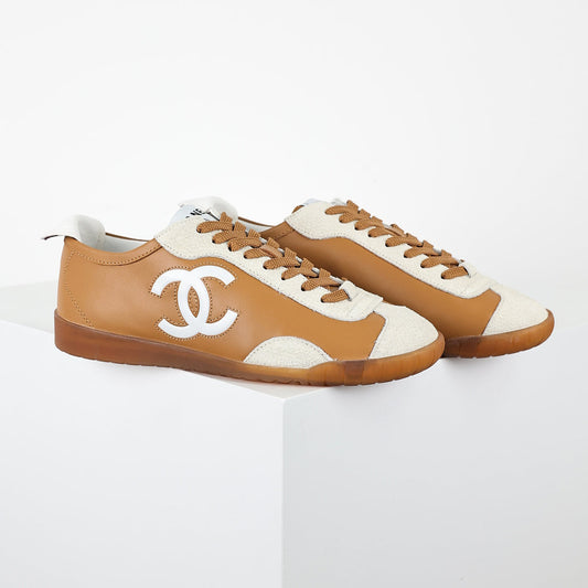 Chanel CC Logo Retro Sport Sneakers – Caramel Leather & Cream Suede with Gum Sole