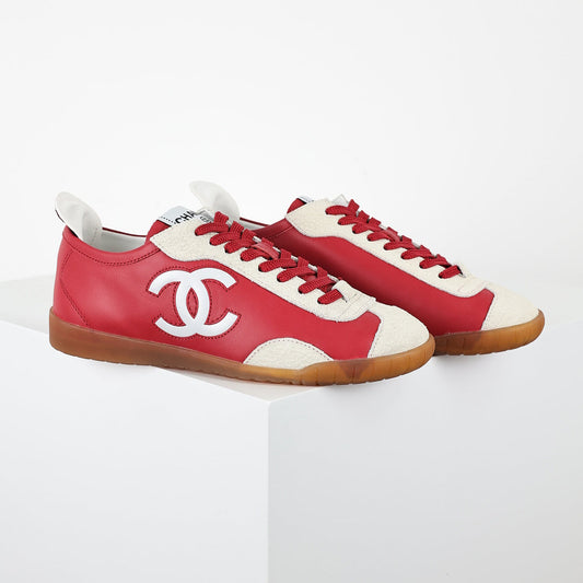Chanel CC Logo Retro Sport Sneakers – Red Leather & Cream Suede with Gum Sole