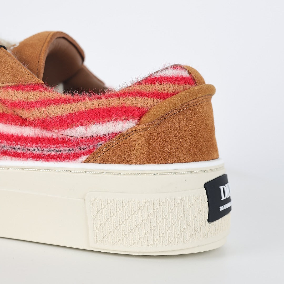 Dior B33 Low-Top Sneakers – Camel Suede & Red Stripe Knit
