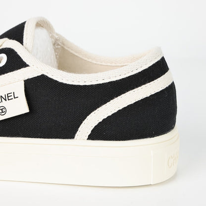Chanel Limited Edition Low-Top Canvas Sneakers – Black & White with CC Logo Patch