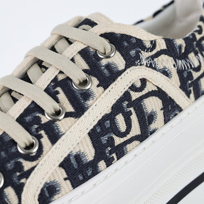 Dior Walk'n'Dior Low-Top Sneakers – Black & White Oblique Jacquard Canvas