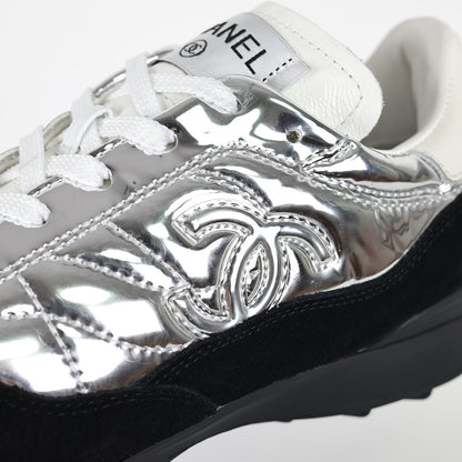 Chanel CC Logo Runner Sneakers – Silver Quilted Metallic Leather & Black Suede