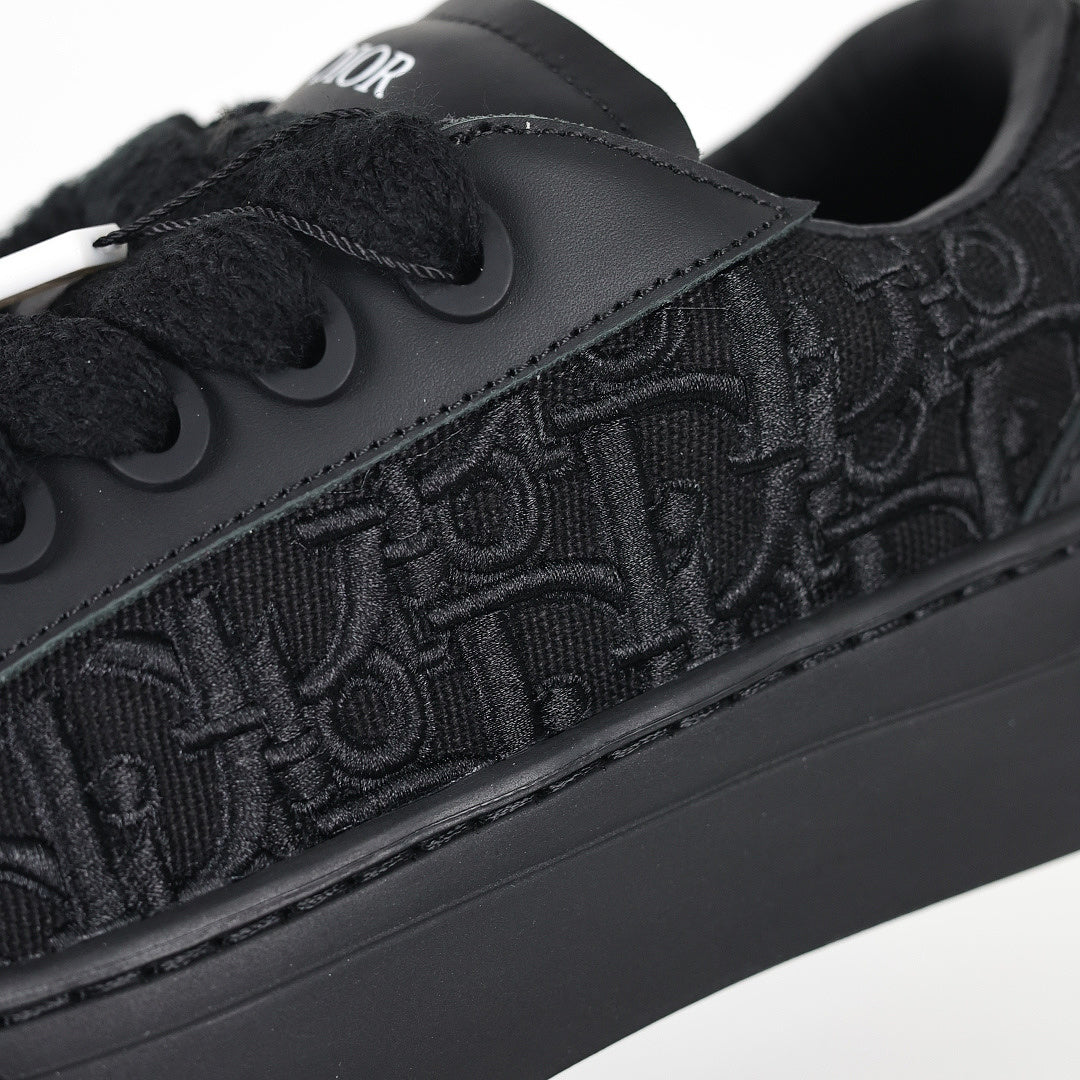 Dior B33 Low-Top Sneakers – Triple Black Oblique