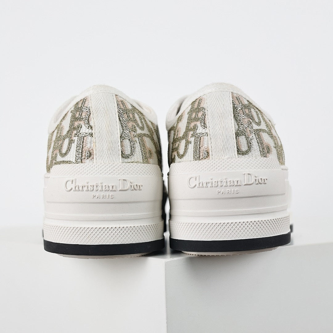 Dior Walk'n'Dior Low-Top Sneakers – Gold Metallic Oblique Jacquard Canvas
