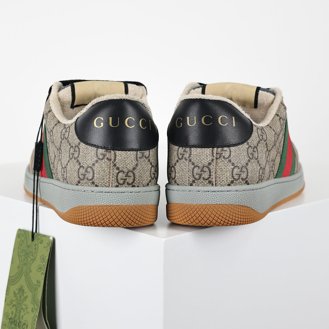 Gucci Screener Low-Top Sneakers – Full GG Supreme Canvas with Black Trim & Web Stripe