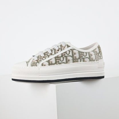 Dior Walk'n'Dior Low-Top Sneakers – Gold Metallic Oblique Jacquard Canvas