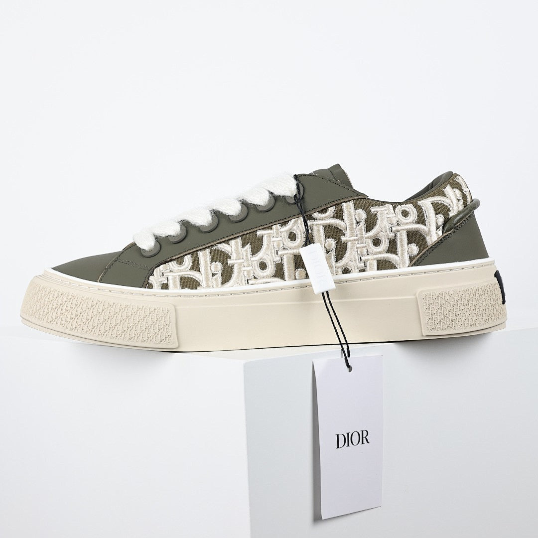 Dior B33 Low-Top Sneakers – Khaki & White Oblique Canvas