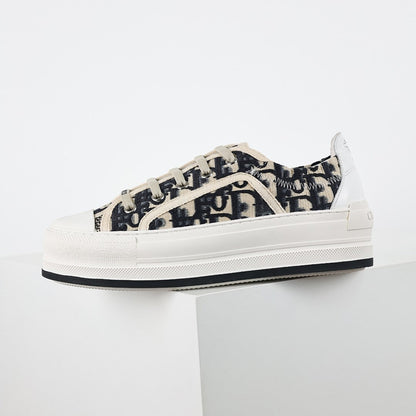 Dior Walk'n'Dior Low-Top Sneakers – Black & White Oblique Jacquard Canvas