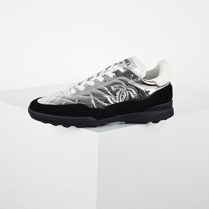 Chanel CC Logo Runner Sneakers – Silver Quilted Metallic Leather & Black Suede
