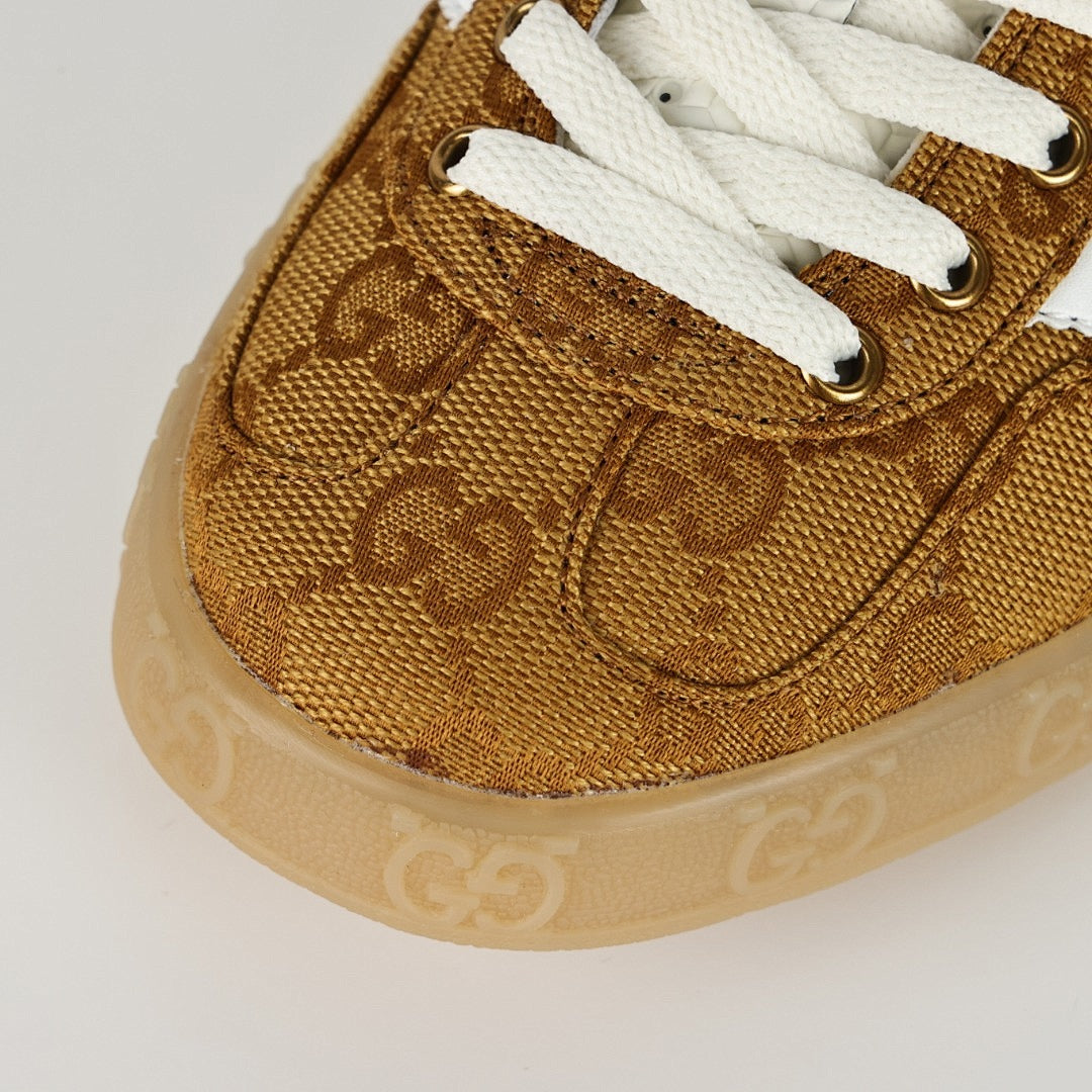 Gucci Retro Trainer Sneaker 006 - view 5