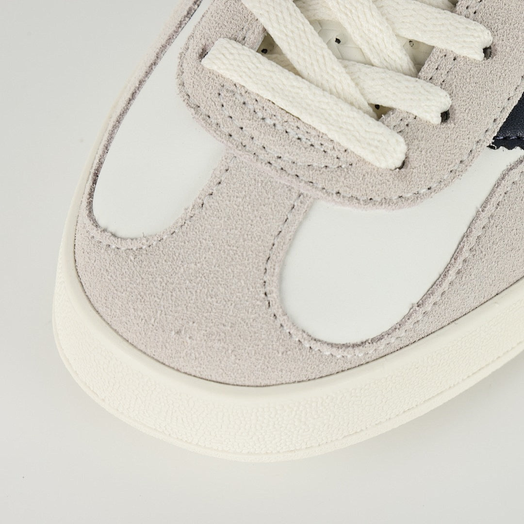 Gucci Retro Trainer Sneaker 007 - view 5