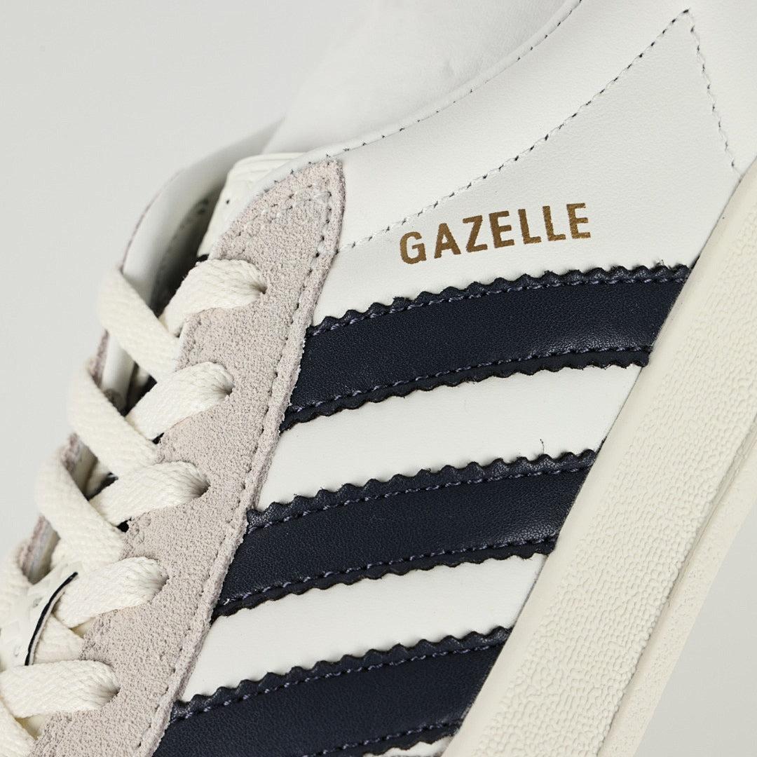 Gucci Retro Trainer Sneaker 007 - view 6