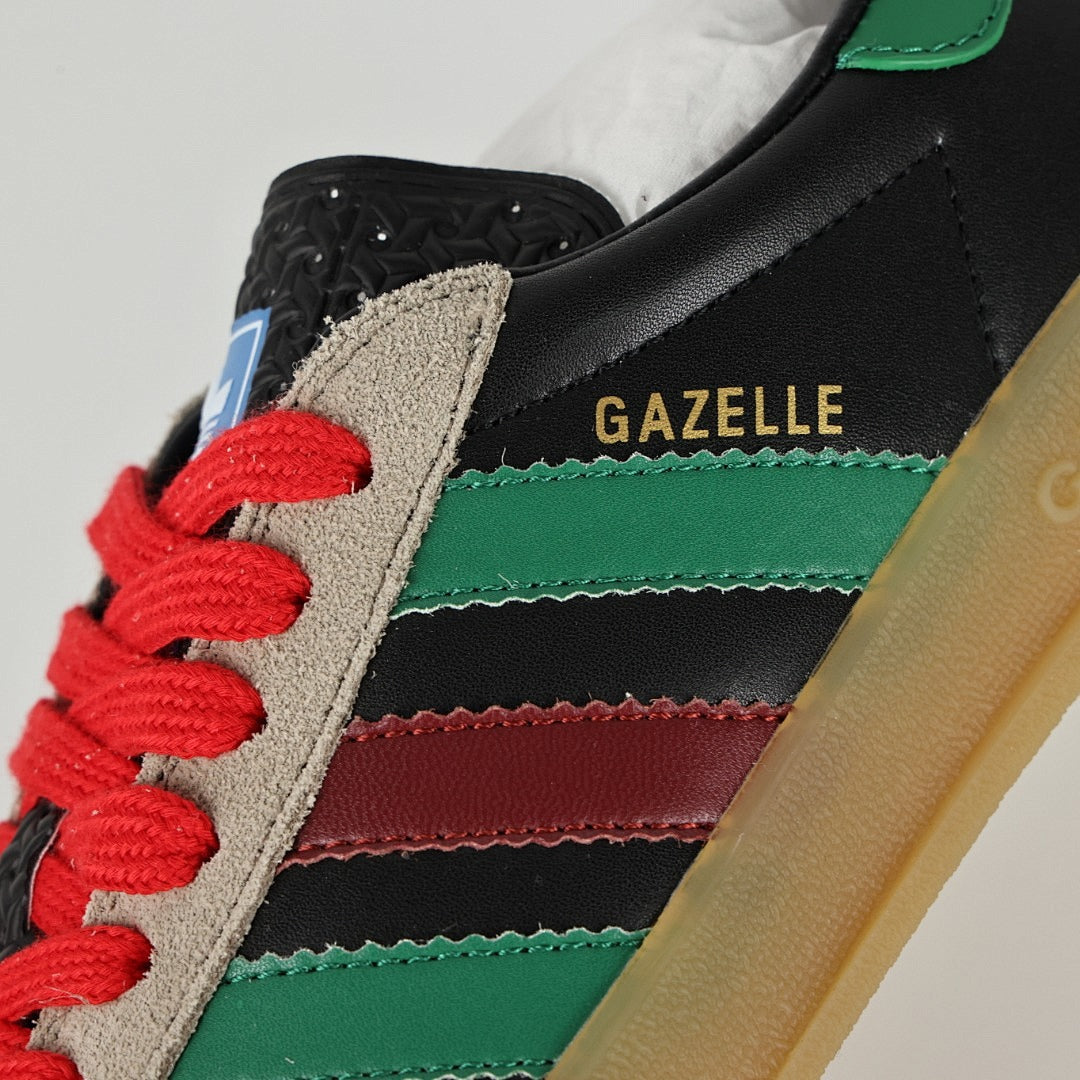 Gucci Retro Trainer Sneaker 012 - view 6