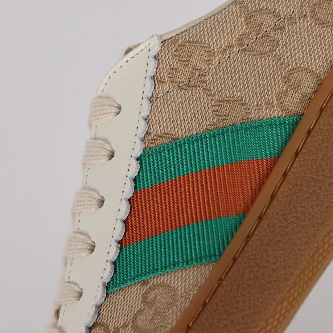 Gucci Retro Trainer Sneaker 015 - view 6
