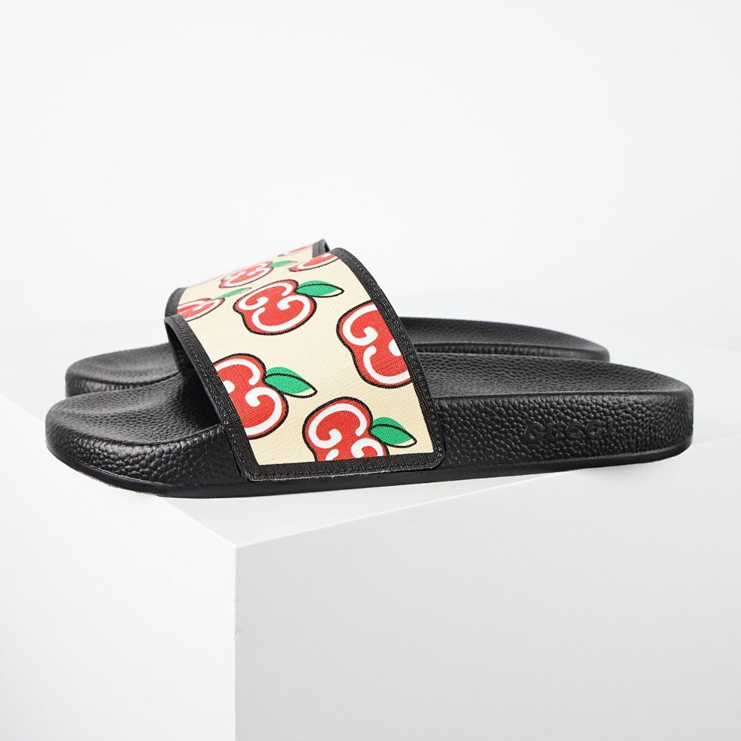 Gucci Slide Sandal 030 - view 1