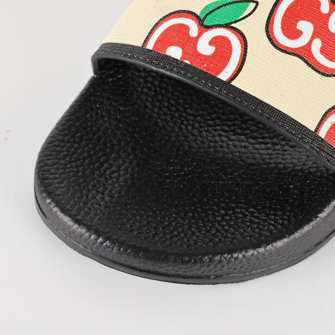 Gucci Slide Sandal 030 - view 5