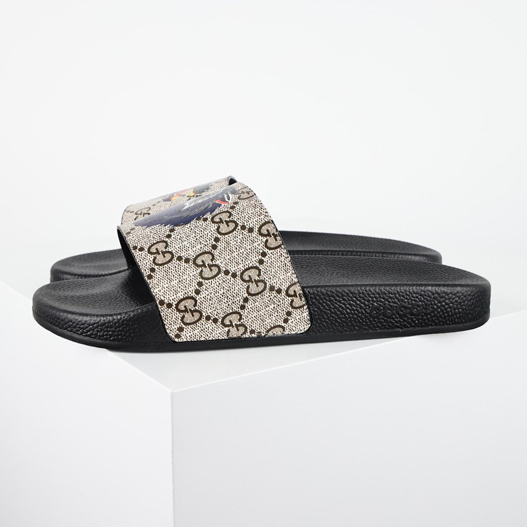 Gucci Slide Sandal 032 - view 1