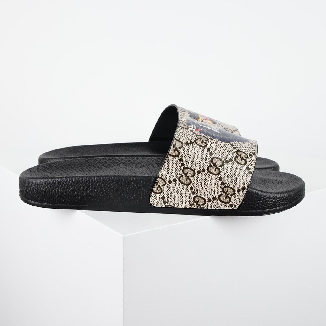 Gucci Slide Sandal 032 - view 3