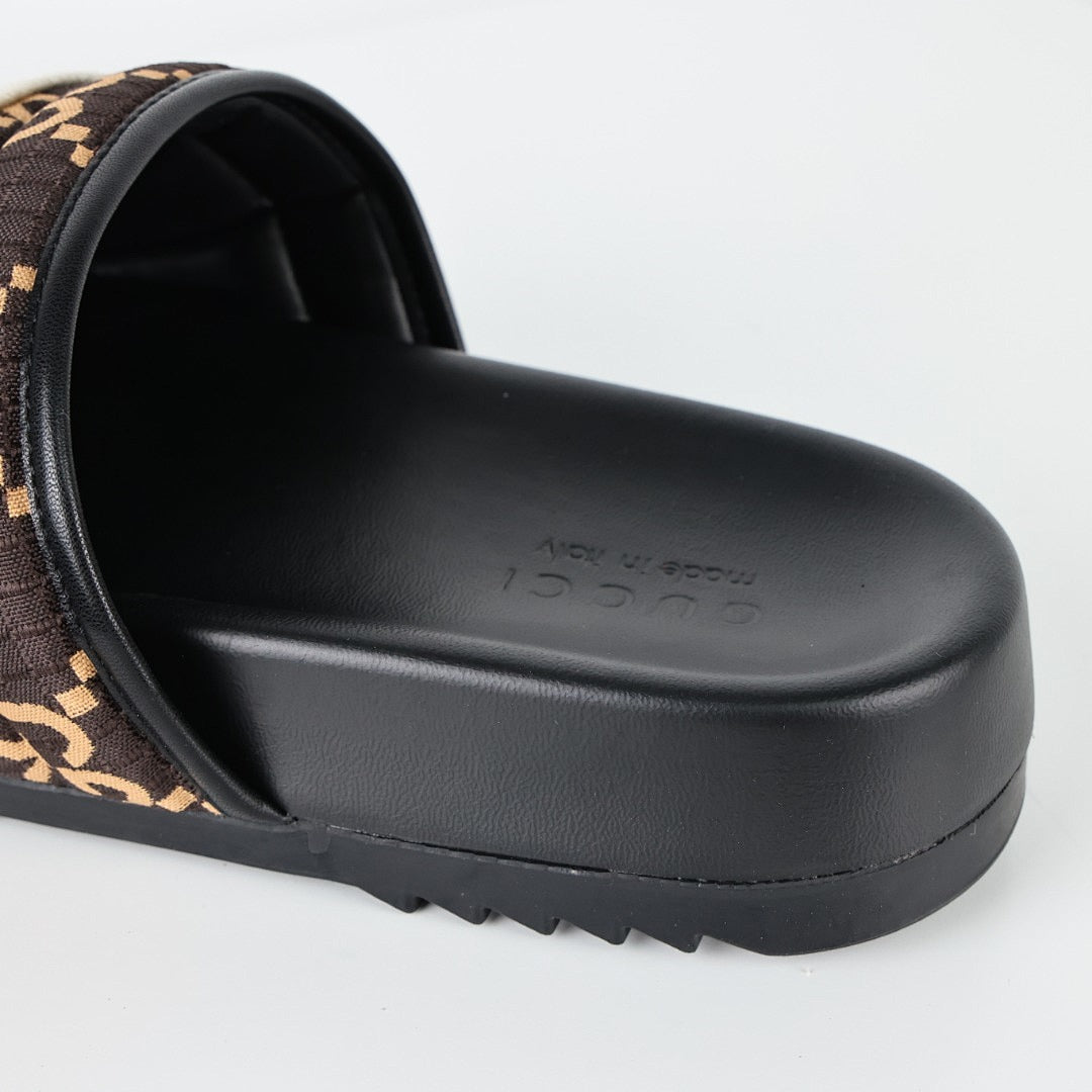 Gucci Slide Sandal 033 - view 4