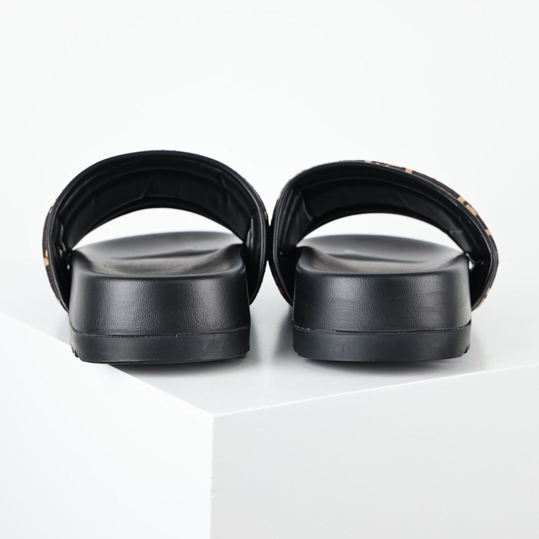 Gucci Slide Sandal 033 - view 8