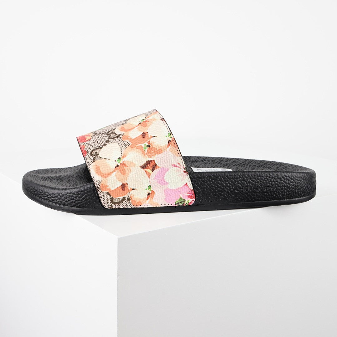 Gucci Slide Sandal 037 - view 9