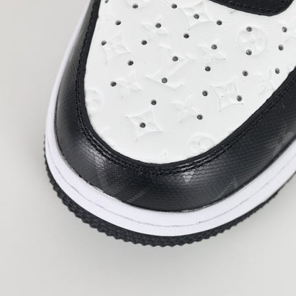Louis Vuitton x Nike Air Force 1 Sneaker 001 - view 5