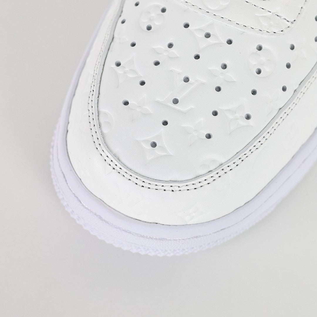 Louis Vuitton x Nike Air Force 1 Sneaker 003 - view 5