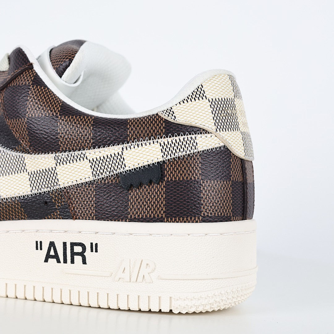 Louis Vuitton x Nike Air Force 1 Sneaker 009 - view 4