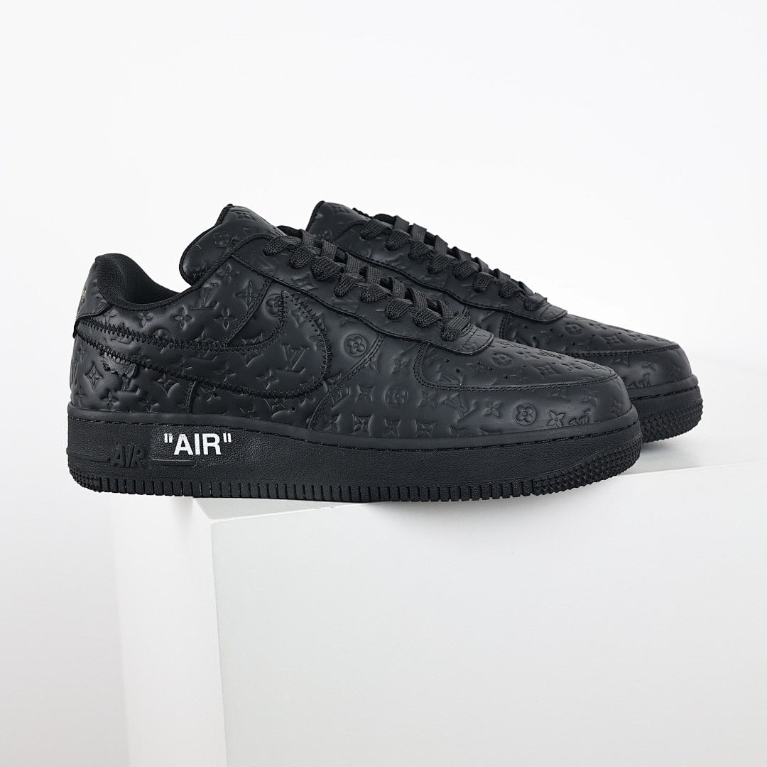 Louis Vuitton x Nike Air Force 1 Sneaker 010 - view 3