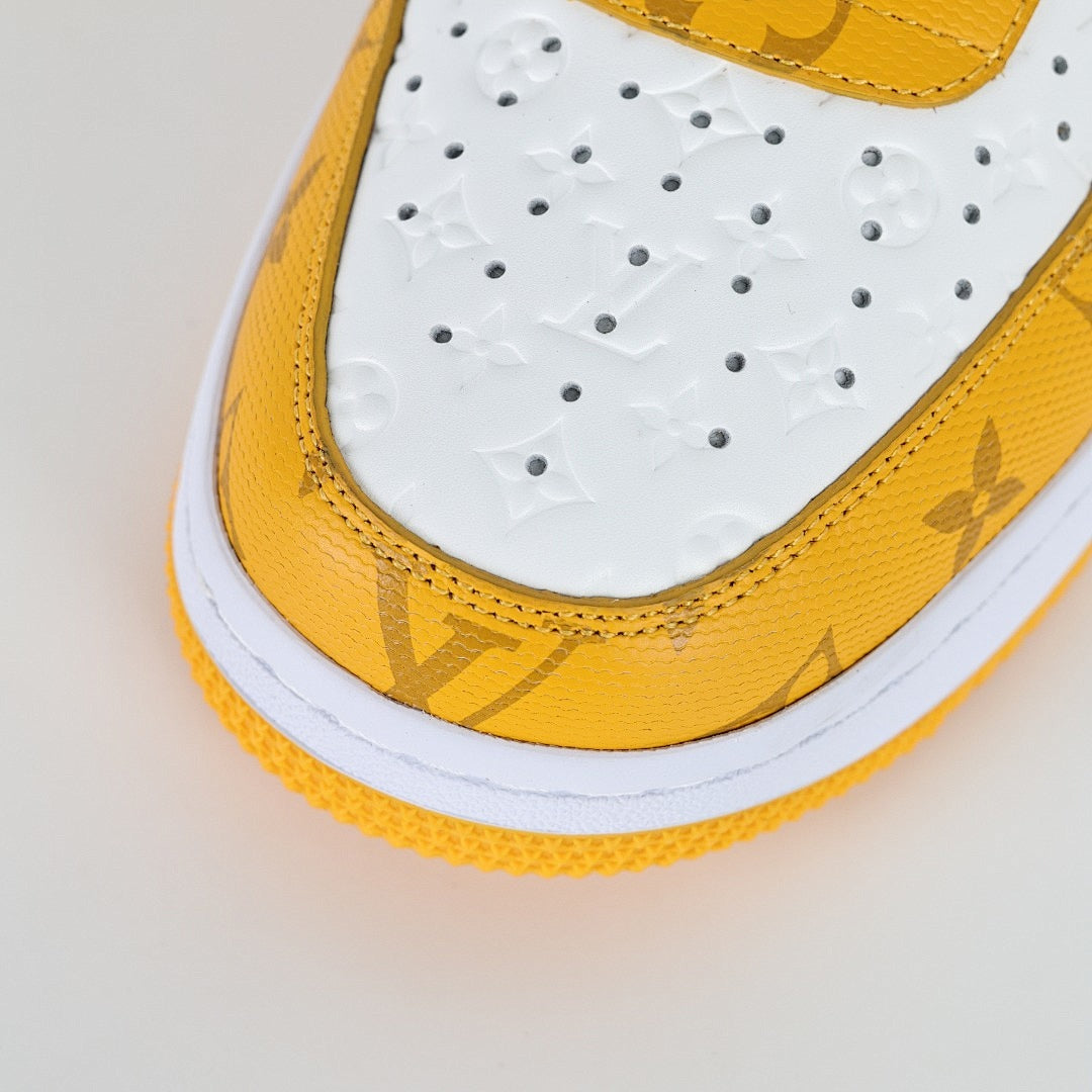 Louis Vuitton x Nike Air Force 1 Sneaker 012 - view 5