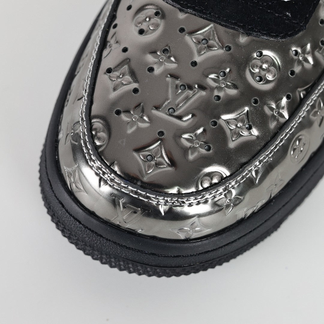 Louis Vuitton x Nike Air Force 1 Sneaker 021 - view 5