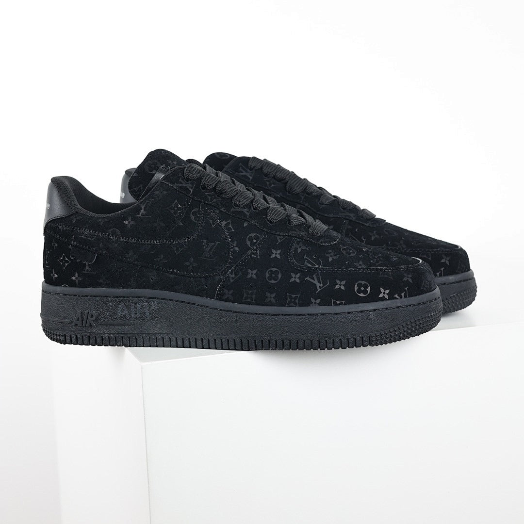 Louis Vuitton x Nike Air Force 1 Sneaker 022 - view 3