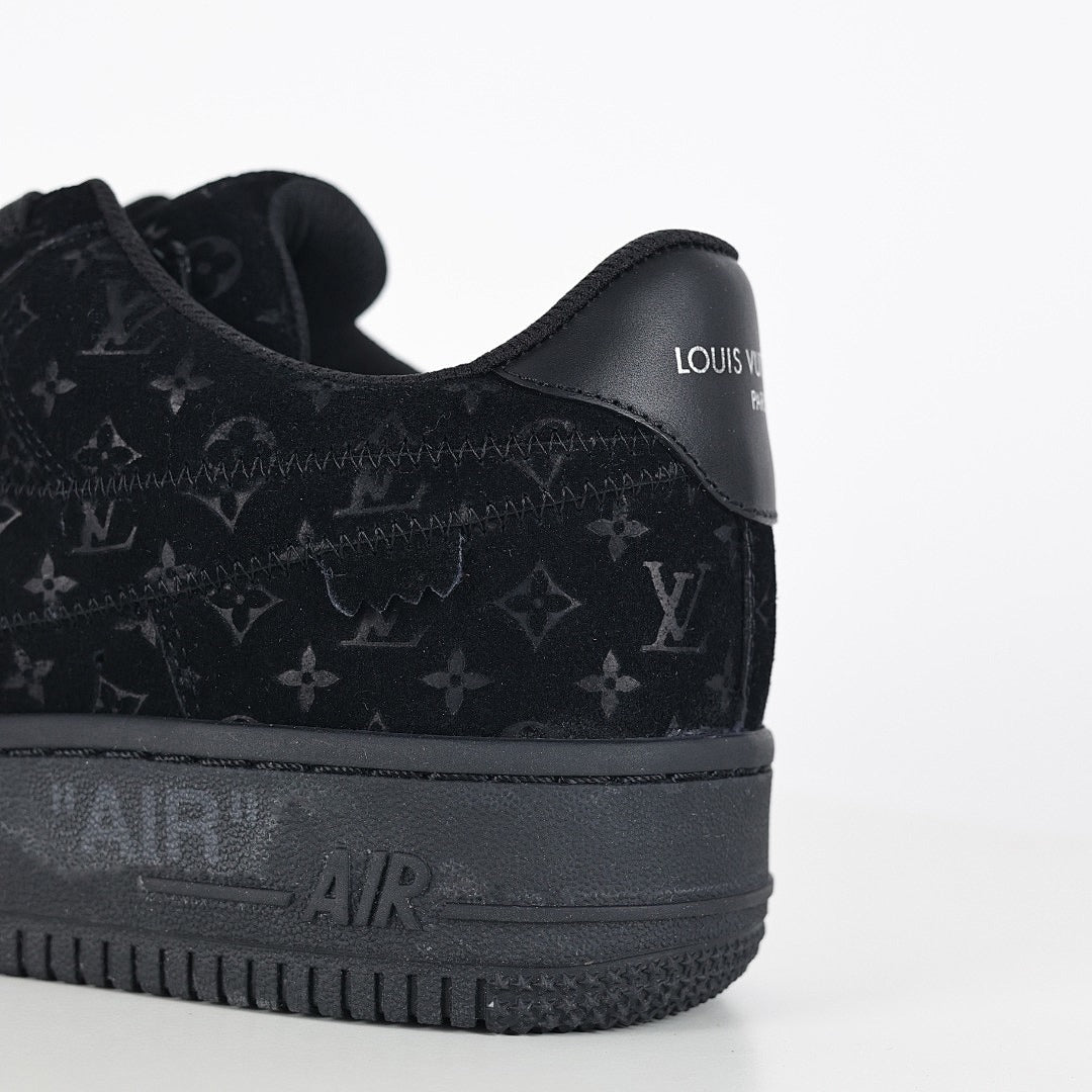 Louis Vuitton x Nike Air Force 1 Sneaker 022 - view 4