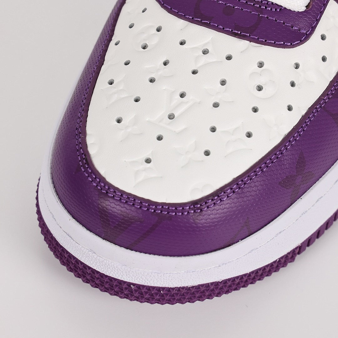 Louis Vuitton x Nike Air Force 1 Sneaker 029 - view 5