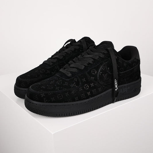 Louis Vuitton x Nike Air Force 1 Sneaker 032 - view 2