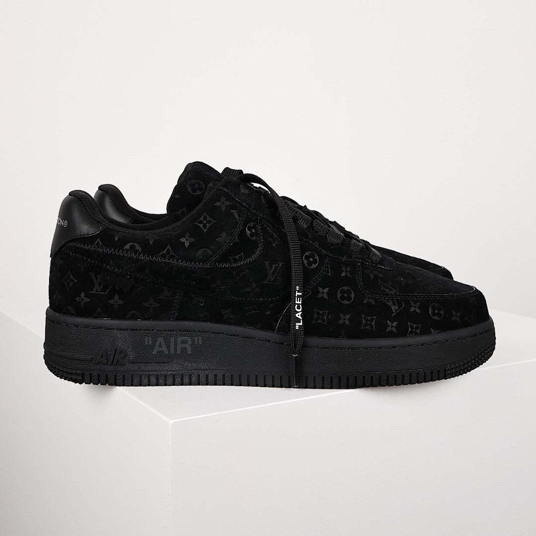 Louis Vuitton x Nike Air Force 1 Sneaker 032 - view 3