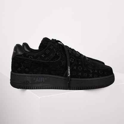 Louis Vuitton x Nike Air Force 1 Sneaker 032 - view 3