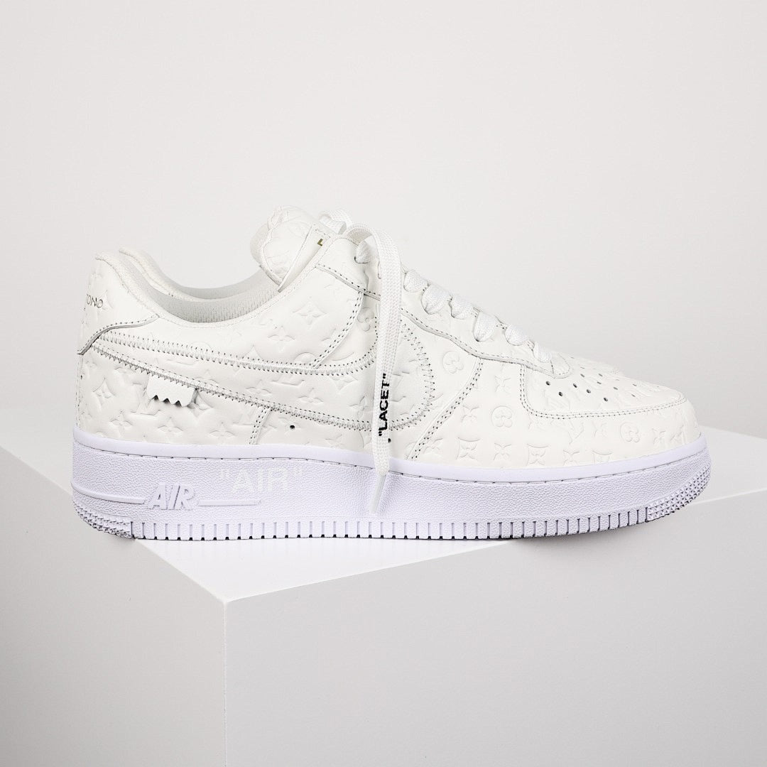 Louis Vuitton x Nike Air Force 1 Sneaker 033 - view 3