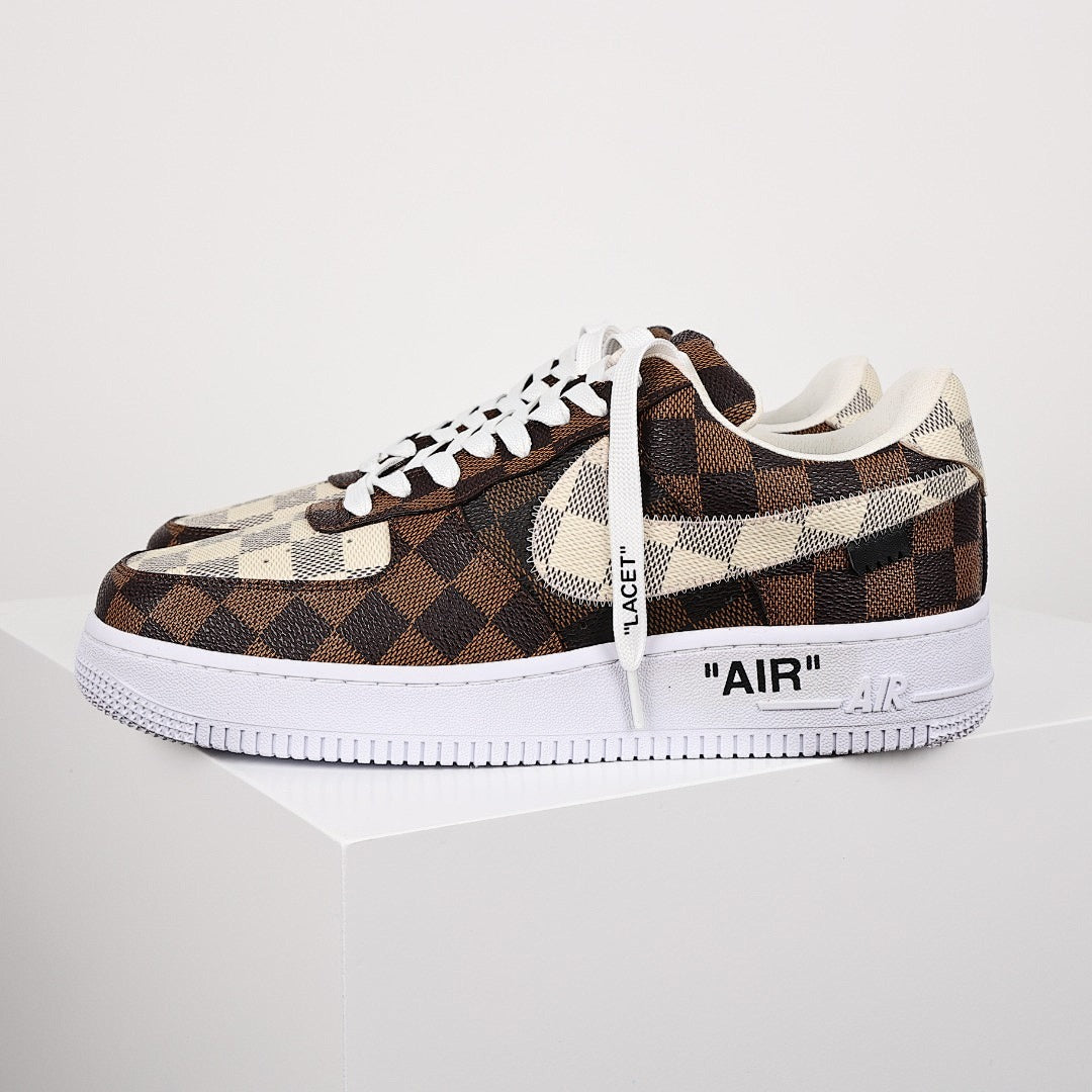 Louis Vuitton x Nike Air Force 1 Sneaker 043 - view 1