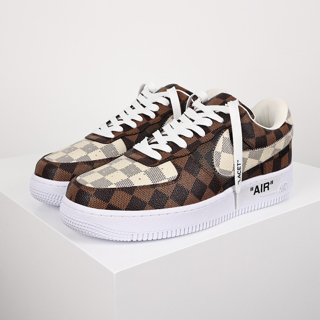 Louis Vuitton x Nike Air Force 1 Sneaker 043 - view 2
