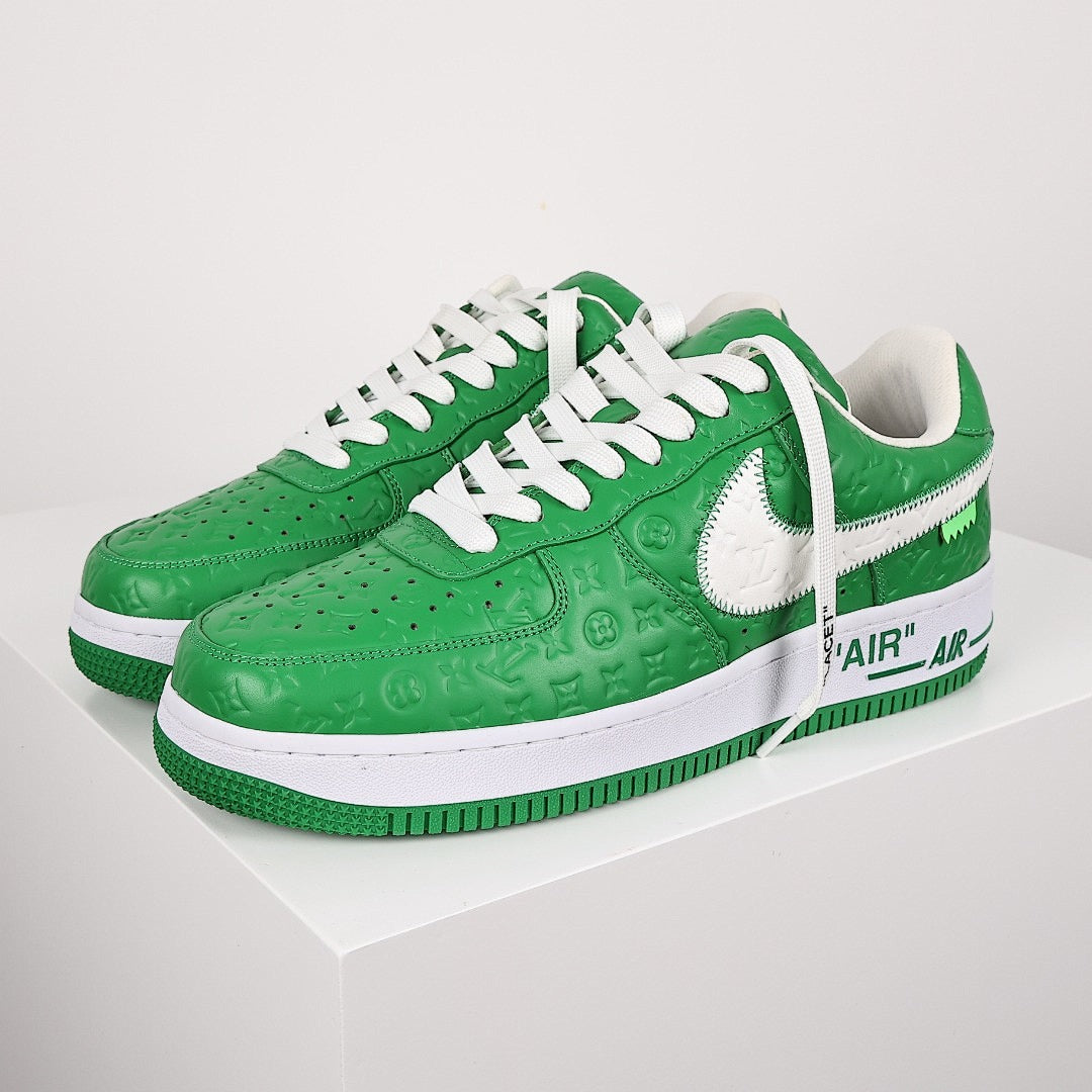 Louis Vuitton x Nike Air Force 1 Sneaker 044 - view 2