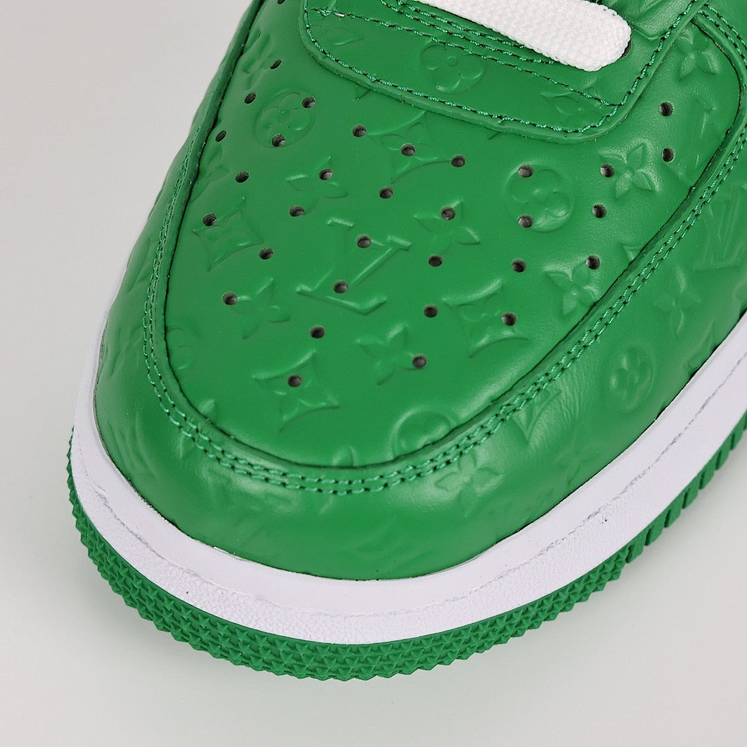 Louis Vuitton x Nike Air Force 1 Sneaker 044 - view 5